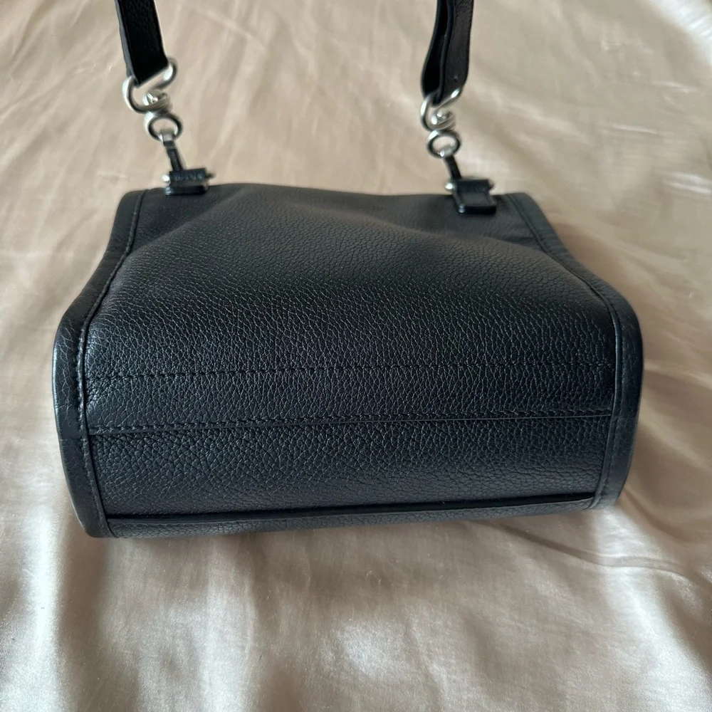 Small Balenciaga fold over crossbody bag 2018 - Picture 3 of 8